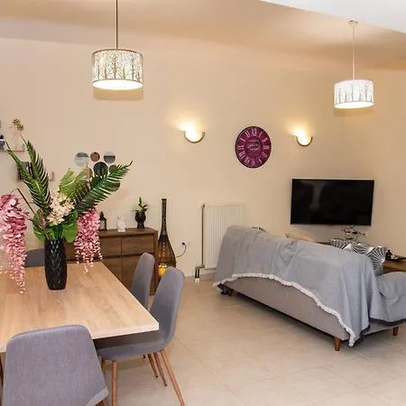 Kineri House Apartman Paleokasztríca