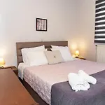 Апартаменты Kineri House *